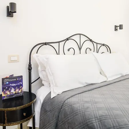 One&one 招待所 4*