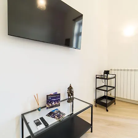 One&one 招待所 萨莱诺